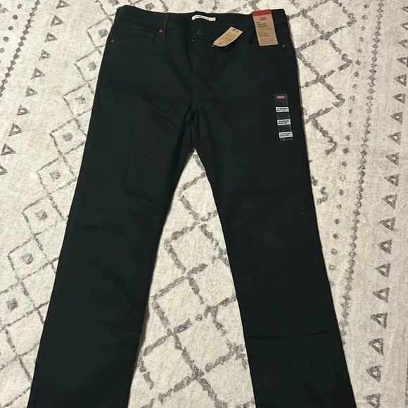 Levi's Pants - Levi's Women's 314 Shaping Straight Jeans 18 Medium NWT 34x32